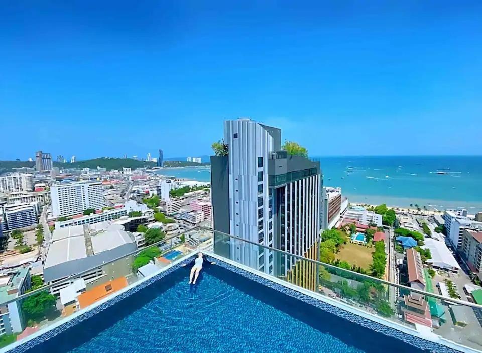 Apartament Great Location With Infinity Pool - Central Pattaya Zewnętrze zdjęcie